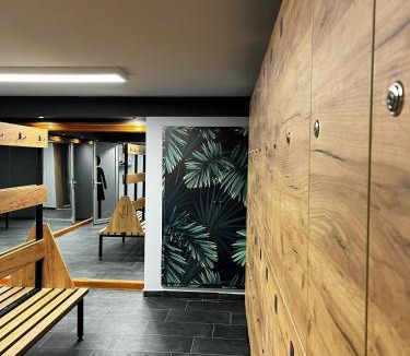 Inija Apartment | Apartment and Rooms In Club