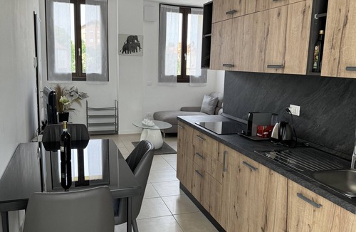 Mazzo Apartment | Apartment 'Appartamento A Rho Fiera Galeazzi' with Private Terrace, Balcony and Wi-Fi