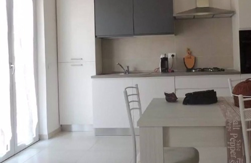 Valeggio sul Mincio Apartment | Apartment 'Casa Vacanza Teresa' with Balcony, Wi-Fi and Air Conditioning
