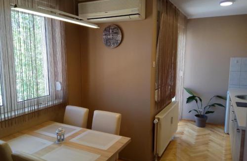 Zrenjanin Apartment | Apartment Cherry