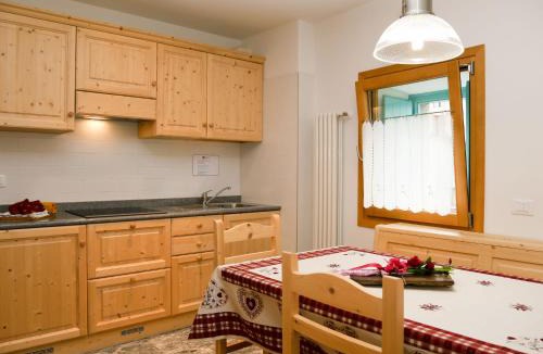 Raveo Apartment | Apartment Cjase Fravins-2 by Interhome