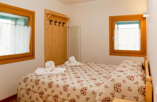 Raveo Apartment | Apartment Cjase Fravins-2 by Interhome