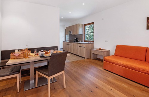 Sluderno Apartment | Apartment 'Hausergut Pinova' with Mountain View, Shared Garden and Wi-Fi