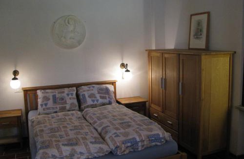 Bastia Mondovi House | Apartment in Bastia Mondovì with Pool