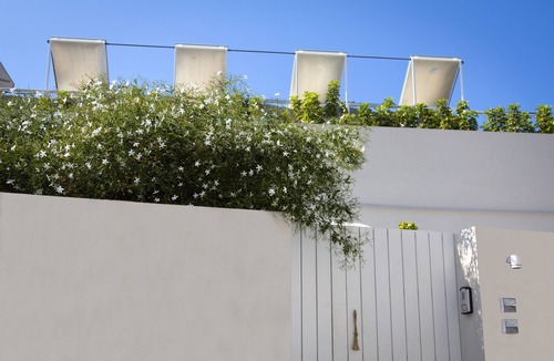Donnalucata Condo | Apartment in Donnalucata with veranda 1
