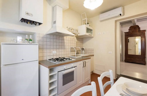Santa Croce Apartment | Apartment in historic center, everything is visitable on foot!