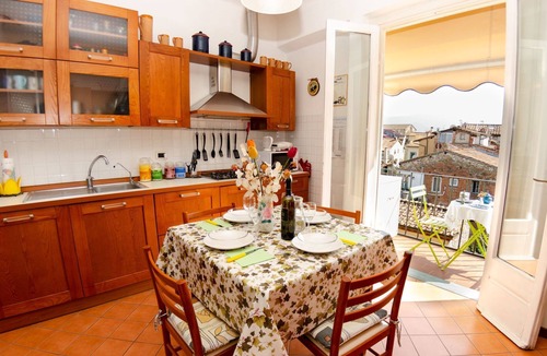 Lucca Historical Center Apartment | Apartment in Lucca with 3 bedrooms sleeps 6