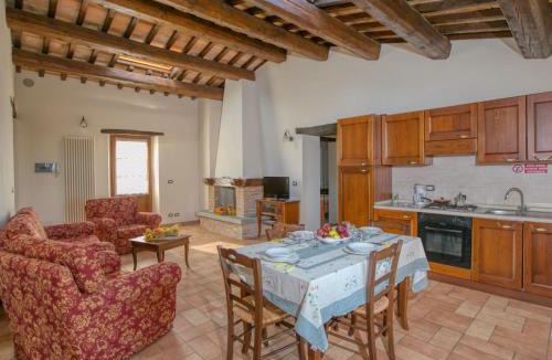 SantʼAngelo in Vado House | Apartment in Sant'Angelo near Medieval Town