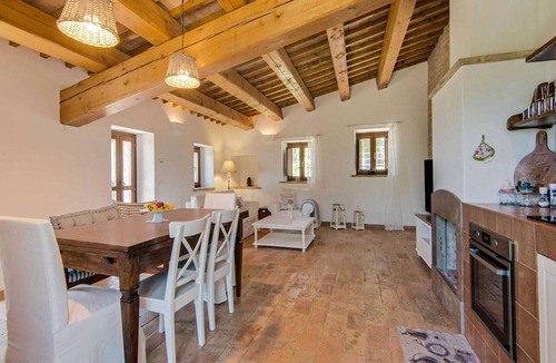 Mombaroccio Apartment | Apartment in Villagrande with Adriatic Views