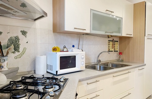 Caerano di San Marco Apartment | Apartment with garden in quiet and strategic location