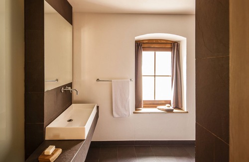 Madonna di Senales Apartment | Apartment 'Josephus - Domicilium III' with Mountain View, Shared Terrace and Wi-Fi