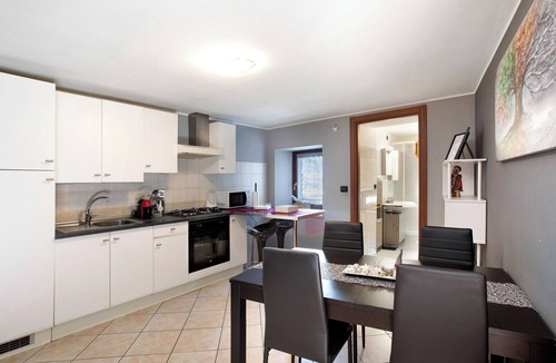 Pollein Apartment | Apartment 'Maison Bebe Terre Blanche' with Mountain View, Private Terrace and Wi-Fi