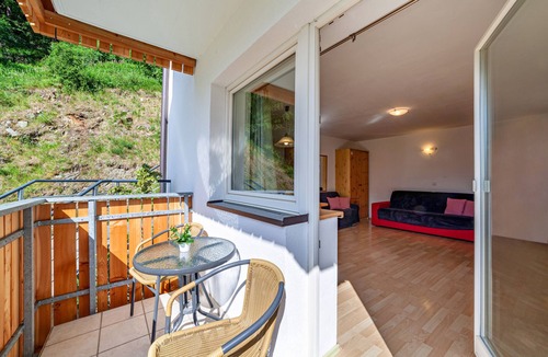 Resia Apartment | Apartment 'Mühlanderhof Apt Endkopf' with Lake View, Shared Terrace and Wi-Fi
