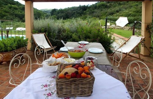 Collesalvetti Apartment | Apartment Mulino della Rivolta with shared pool in Colognole