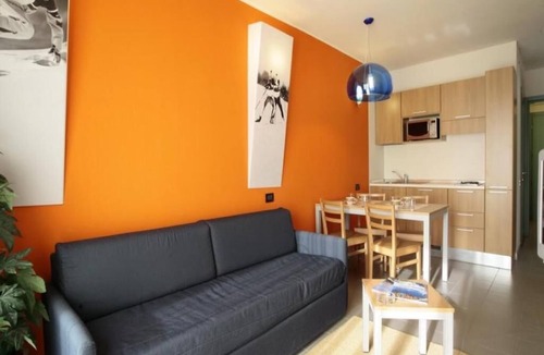 Sestriere Apartment | Apartment on the slopes in a 4* residence with swimming pool and miniclub