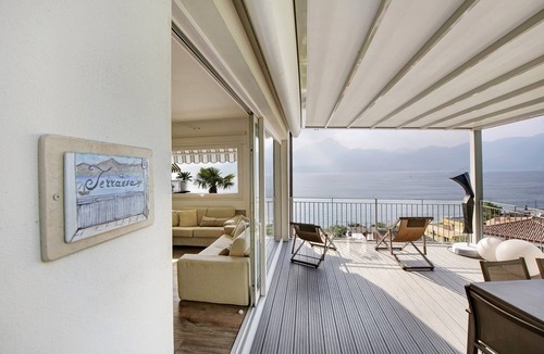 Frader Apartment | Apartment "Residence La Mignon Terrazza" with Lake View, Air Conditioning & Terrace