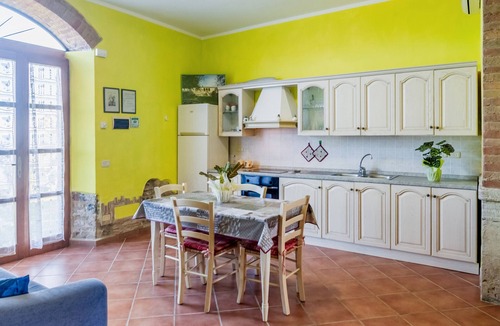 Magliano in Toscana Apartment | Apartment 'Stalla' with Shared Garden, Wi-Fi and Air Conditioning