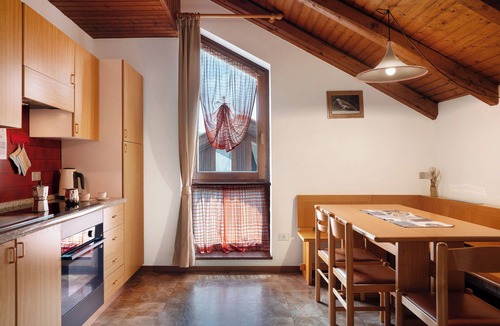 Pracorno Apartment | Apartment 'Trilocale 4' with Shared Garden, Balcony and Wi-Fi