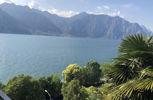 Malcesine Apartment | Apartment Windows On The Lake
