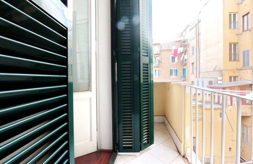 Esquilino Apartment | Apartment with balcony in the center of Rome near Termini Station