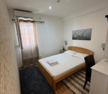 Savamala House | Apartments and Rooms L E F T RIVER Belgrade