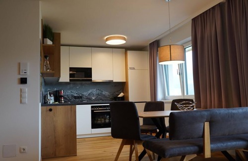 Atripalda Apartment | Appartement Fewo, 2 Schlafräume, Dusche, WC - SUN Hill Appartements