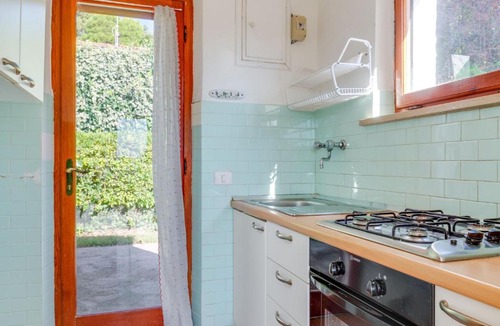 Villaggio Taunus House | Appealing Holiday Home with Garden Fireplace and Parking