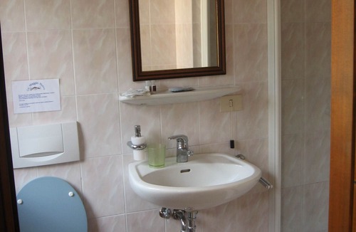 Acqualagna Other | AQUALAGNA TARTUFI ROOMS POOL LOCANDA