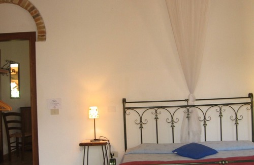 Acqualagna Other | AQUALAGNA TARTUFI ROOMS POOL LOCANDA