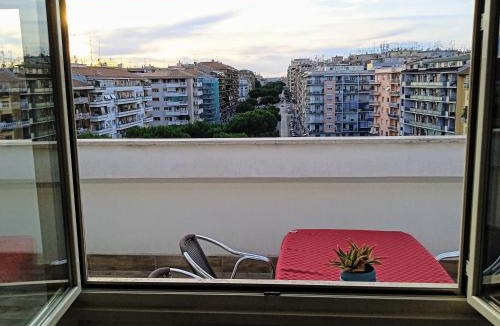 Tuscolano Apartment | Attico luminoso terrazza Metro A Aria Cond WiFi