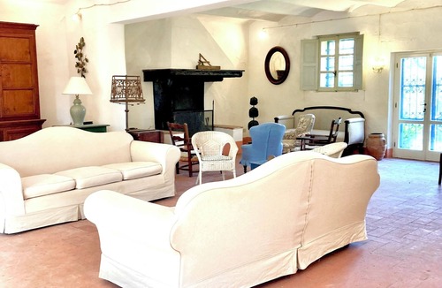 Lorenzana House | Authentic Tuscan farmhouse with pool for families and children