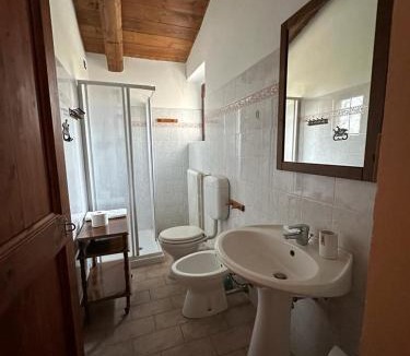 Canavaccio House | B&B Agriturismo Montepolo