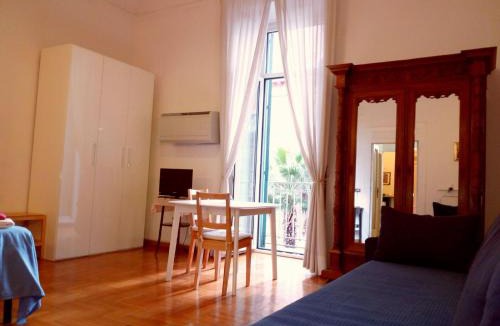 Chiaia House | B&B Amedeo