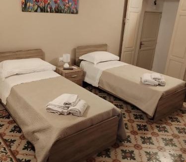 Piana degli Albanesi Apartment | B&B Domus Patrizia