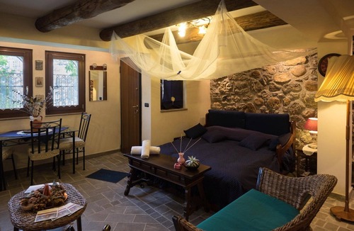 Brienza Bed & Breakfast | B&B La Voce del Fiume: room "Emerald"
