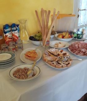 Maiolo Bed & Breakfast | B&B Le Due Rocche