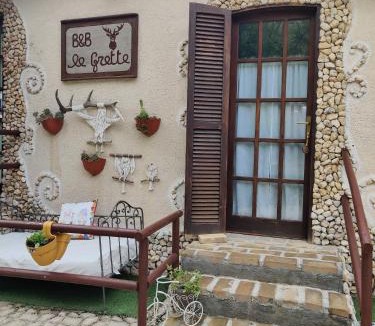 Gioia dei Marsi Bed & Breakfast | B&B LE GRETTE