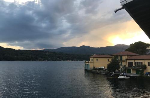 Gozzano Bed & Breakfast | B&B Notte sul Lago