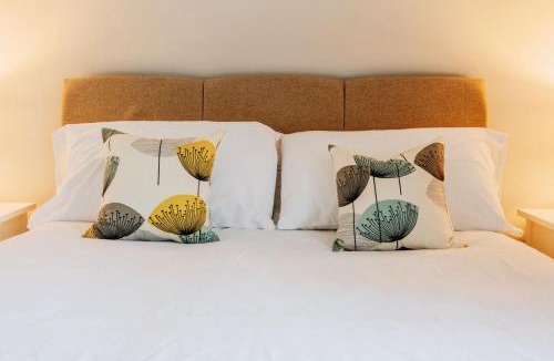 Tobermory House | Bad Daraich