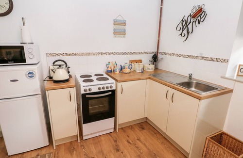 Margam Cottage | BARN 3, pet friendly, with a garden in Ystradgynlais