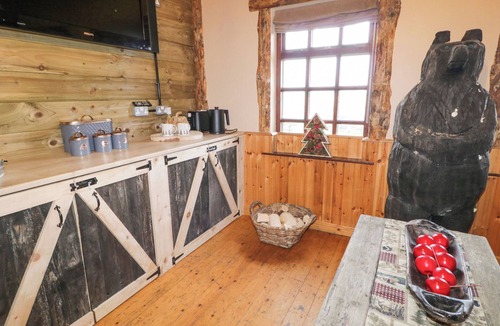 Limavady Cottage | Bear Claw Lodge