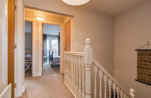 Belfast House | Beautiful 4 bedroom Townhouse minutes from Belfast City Centre