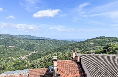 Valloria Apartment | Beautiful apartment for 4 guests with WIFI, TV and terrace