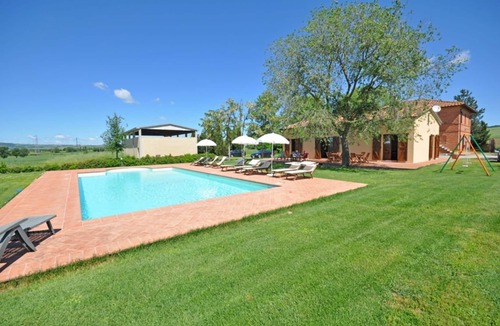 Gallina Apartment | Beautiful apartment for 5 guests with pool, WIFI, TV and panoramic view, close to Montepulciano