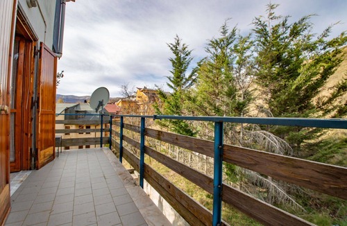 Rivisondoli Apartment | Beautiful apartment for 4 guests with balcony and pets allowed