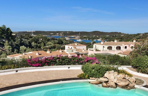 Liscia di Vacca Apartment | Beautiful apartment for 4 guests with A/C, WIFI, pool, TV, terrace and pets allowed