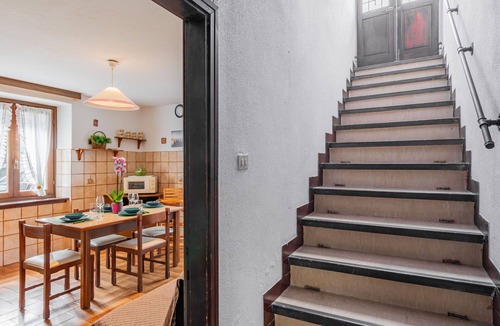 Colico Piano Apartment | Beautiful apartment for 4 guests with WIFI, TV, terrace and pets allowed
