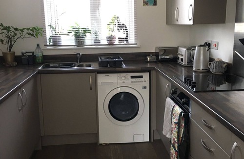 Crantock Cottage | Beautiful Cottage close to the beach w/sunny garden