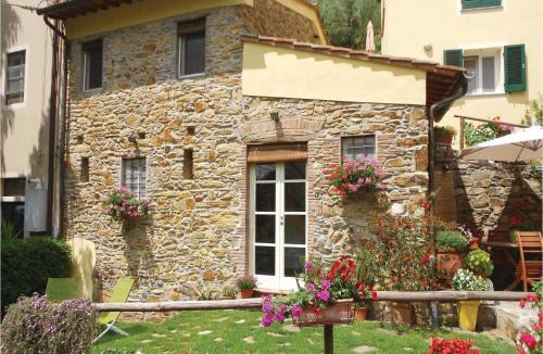 Asciano Pisano House | Beautiful Home In Sgiuliano Terme Pi