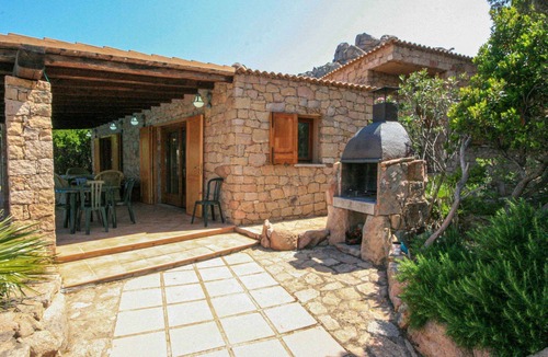 Costa Paradiso Villa | Beautiful private villa for 12 guests with WIFI, private pool, TV and pets allowed